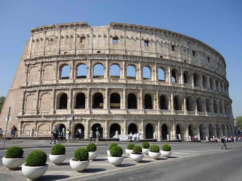 Foto van het Colosseum in Rome.